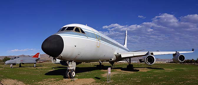 Convair 990 N810NA NASA Landing Systems Research Aircraft, December 6, 2008